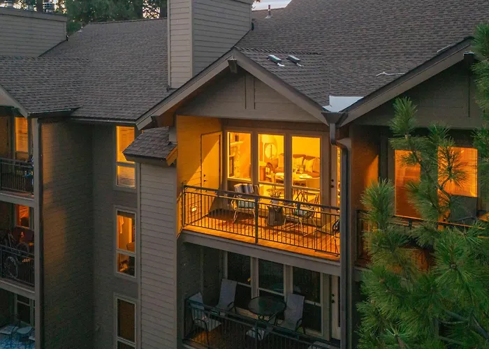 7Th Mt Resort - Pool & Golf - Treetop Retreat