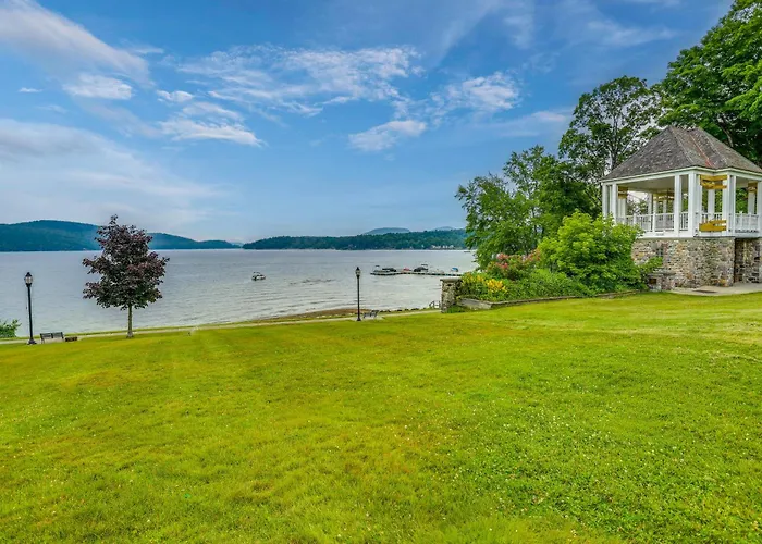 Walk To Main St & Schroon Lake! Cozy Upstate Gem