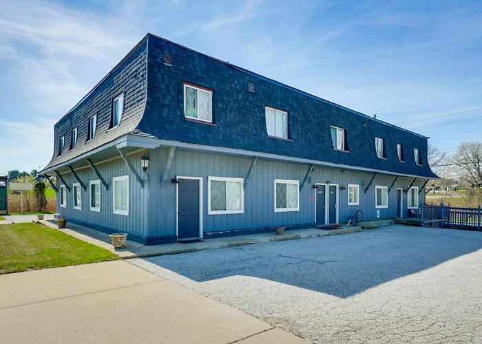 2 Mi To Downtown Port Huron! Couple'S Getaway