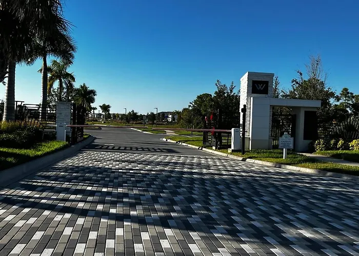 Venice Florida Modern Retreat