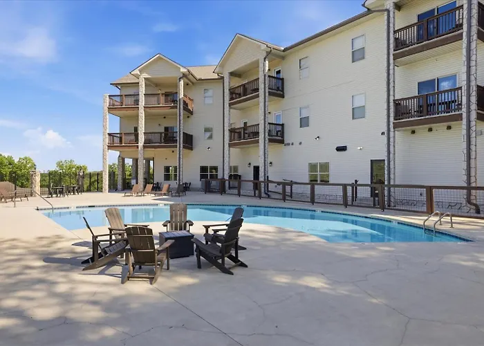 Serenity Ridge 313 - King Bedclubhouse Access