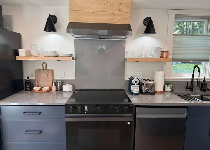 Sunapee Getaway With Lake Access