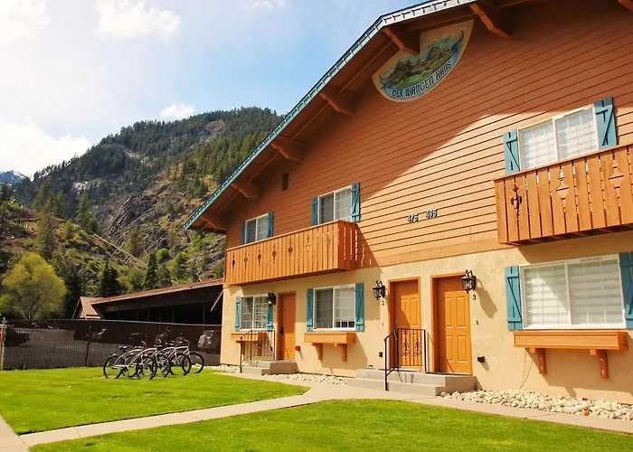 Hot Tub! Walk To Town, Coaster, Wineries, More - Alpine Escape