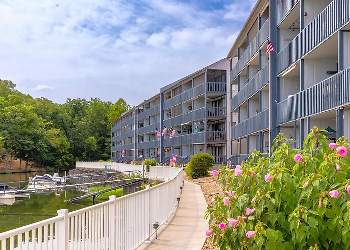 H Lake Front!, Remolded, Boat Slip, Patio Views, Pool, Perfect Location!