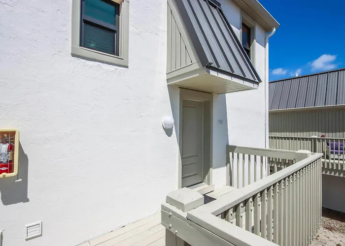 Bayfront Sanibel Condo Water Views Pool Mariner Pointe 712 Dolphins Reach