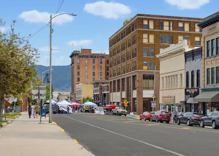 Park Street Retreat Historic Uptown Butte