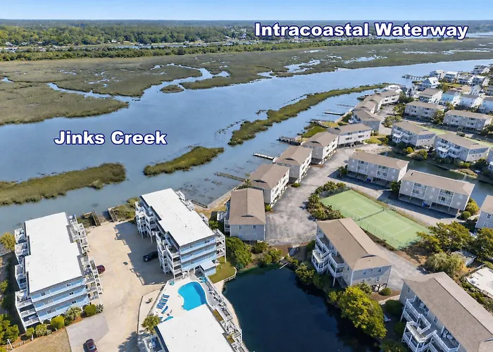 Salt & Sound, Top Floor Water Views, Walk To Beach
