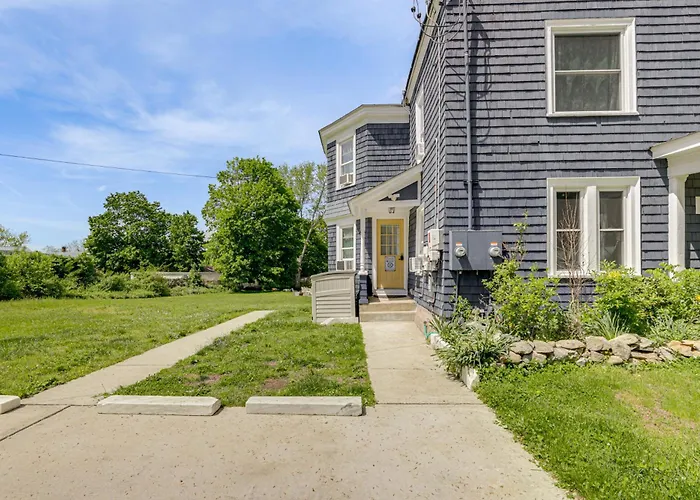 New London Hideaway: 2 Mi To Beach & Boardwalk