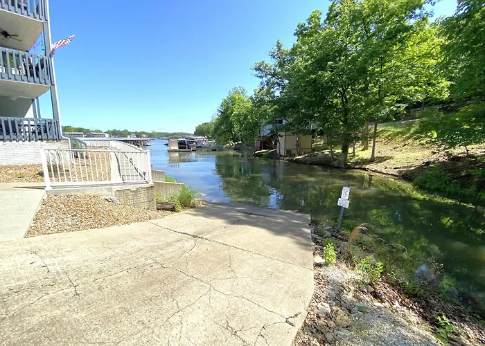 H Lake Front!, Remolded, Boat Slip, Patio Views, Pool, Perfect Location!