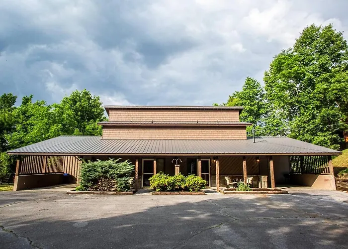 The Dogwood Dollys Drive Wifi Grill Woods Mtns