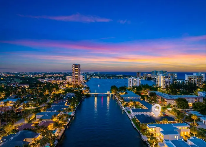 The Spanish River - 2Br Waterfront Boca
