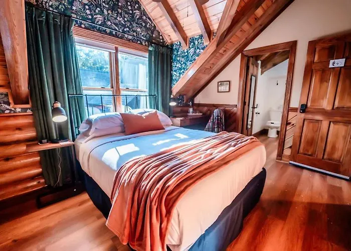 Timber Rock Lodge Hotel, Spa And Events