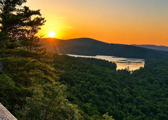 White Mountains Hike-In A-Frame Disc Golf Dreams