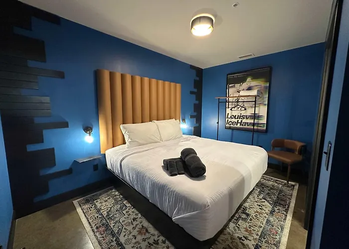 A12 Lower West Stakes Daily Double Suite