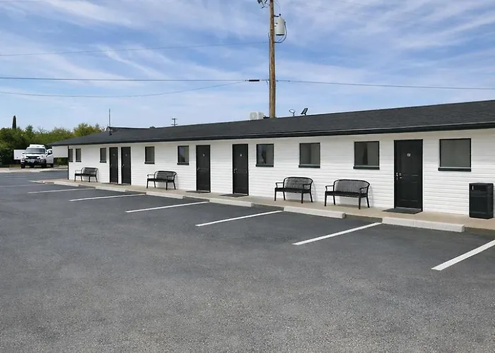 Cj Motel Rv Park