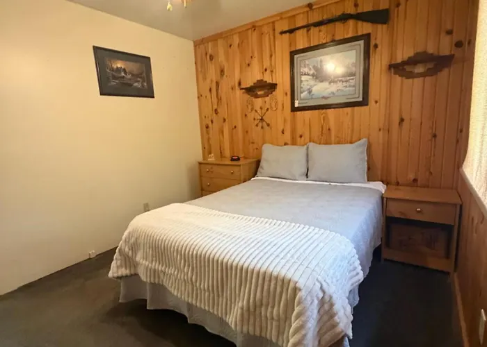 Hardwood Hide Away