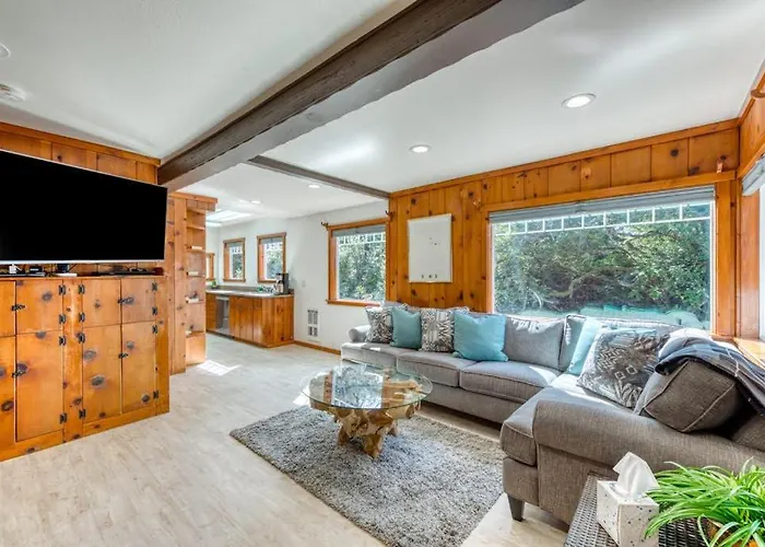 Dog-Friendly House Near The Beach With Ocean View And Private Gas Grill