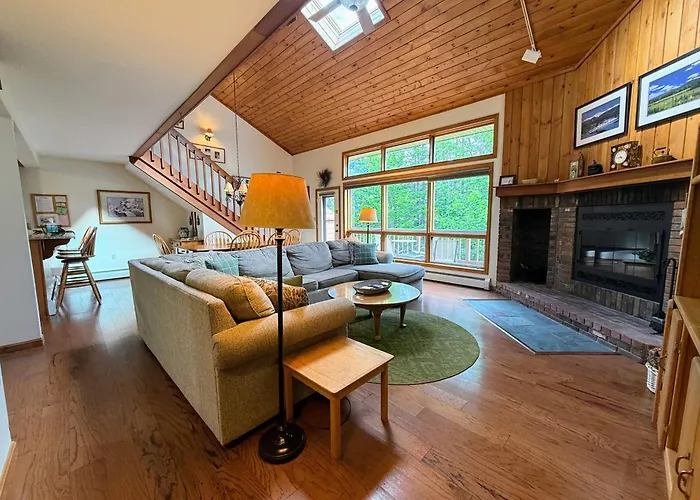 W5 Dog-Friendly Bretton Woods Retreat Near Skiing, Hiking, Golf & The Omni Resort