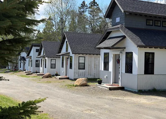 The Evergreen | Walk To Rangeley Lake, Sled & Atv Access