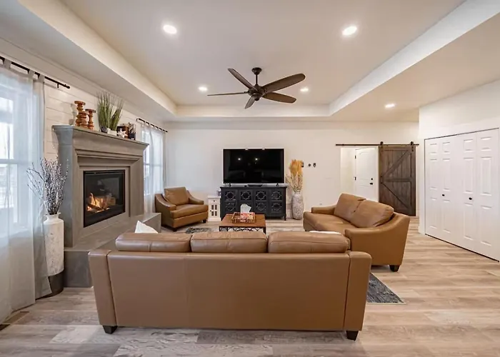 Teton Valley Getaway - Hot Tub, Sauna, Bbq, Fire Pit, Pet Friendly
