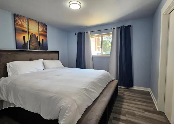 Peaceful Kent Retreat - Newly Renovated