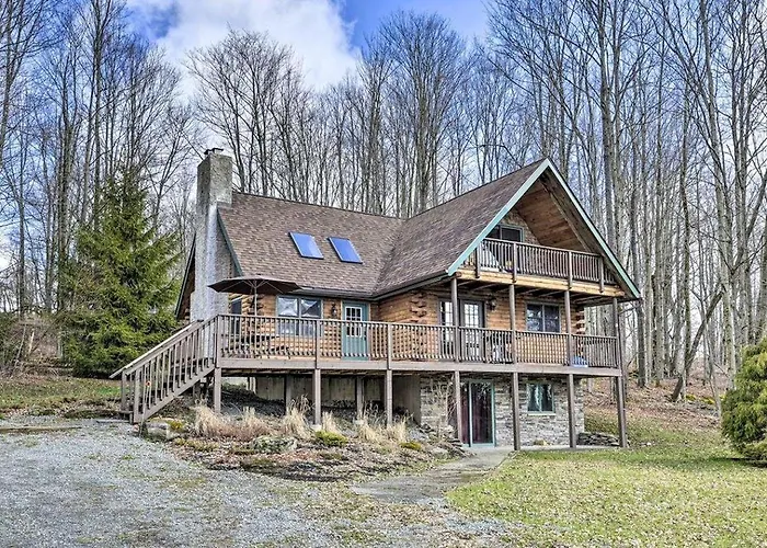 Family Friendly Cottage Complex For Glamping In Pennsylvania