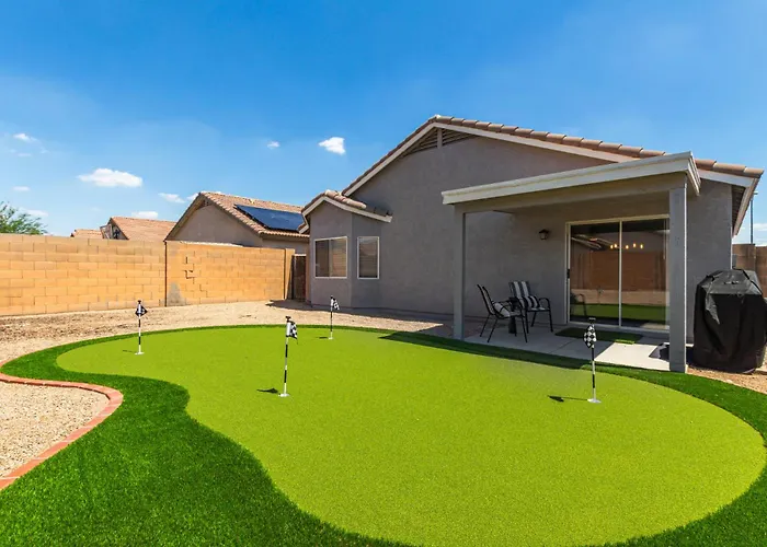 Newly Renovated Modern Cozy 3-Bedroom Home In El Mirage Az