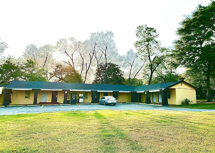 Skyland Motel