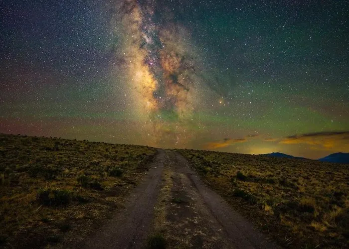 Big Sky Vista Colorado Dark Sky Stargazing Retreat
