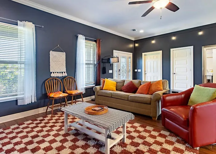 Bright Beachside Living Close To Pensacola Beach