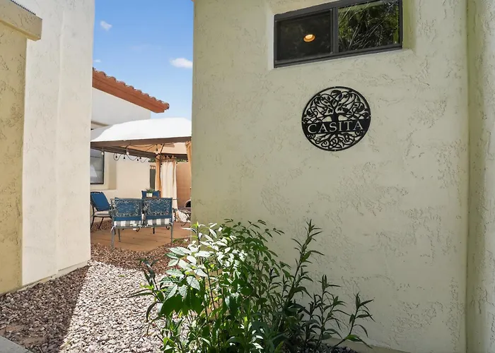 Elm Casita Apts