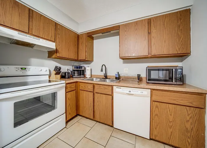 3 Mi To Mill Creek Parks - Pet Friendly!