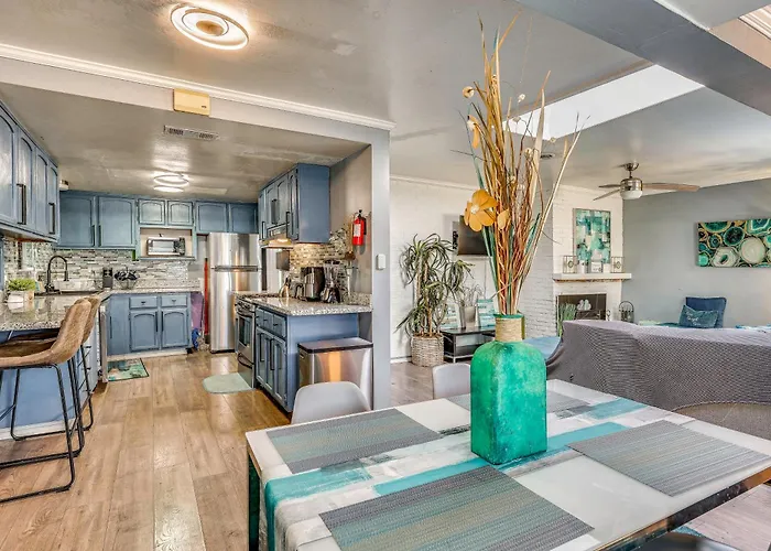 Gateway To East Bay! Inviting Apartment