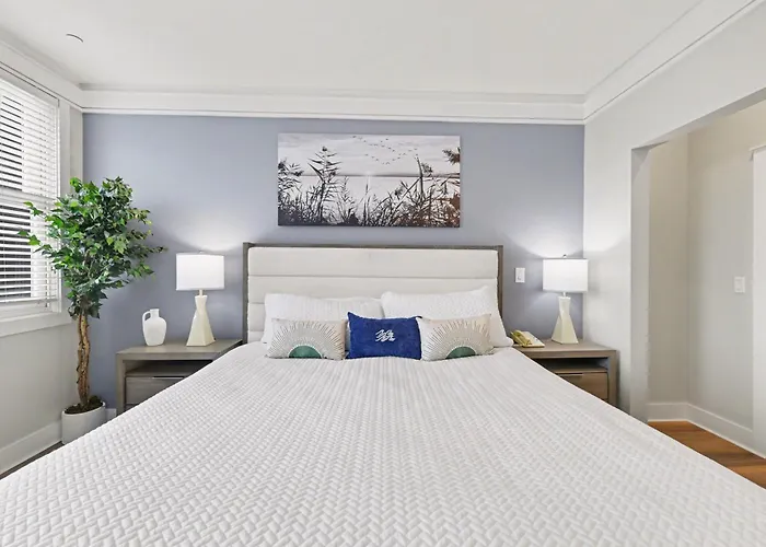 Experience Comfort In Maritime Lakeview Suite 406, A 2-Bedroom Condo In Bay Harbor.