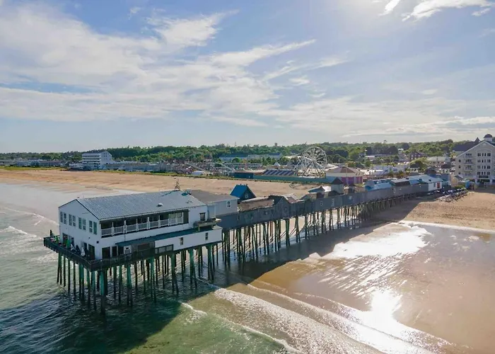 Boho Surf Studio Steps To Beach And Walk To Pier