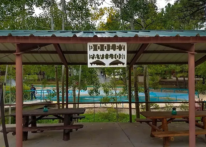 Rainbow Lake Cabin & Rv