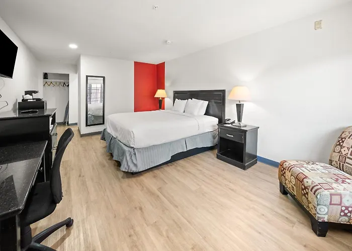 Ramada By Wyndham Ontario Airport & Convention Center