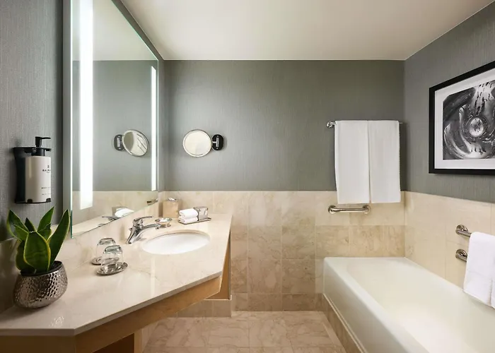 Sofitel Chicago Magnificent Mile