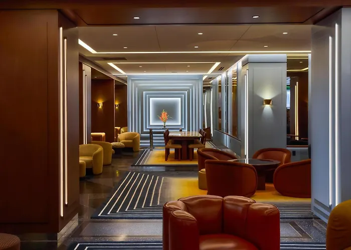 W Minneapolis - The Foshay