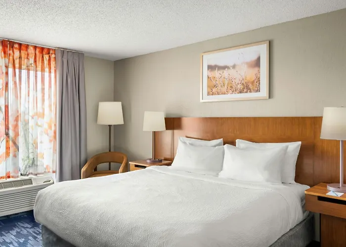 Fairfield Inn & Suites By Marriott Madison West/Middleton