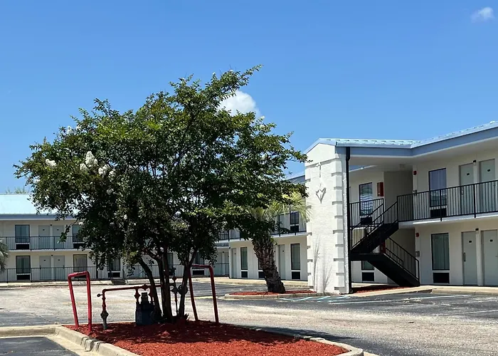 Baymont By Wyndham Sumter Northwest