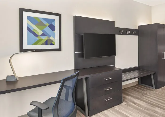 Holiday Inn Express & Suites - Hardeeville-Hilton Head By Ihg
