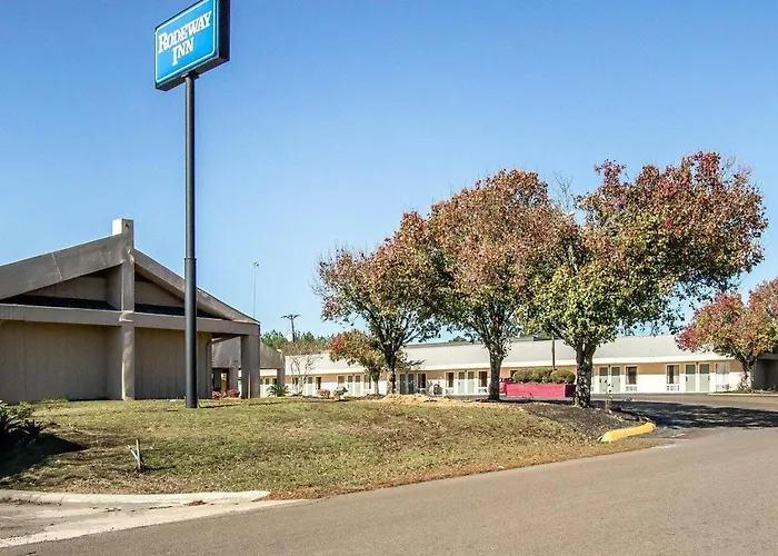 Rodeway Inn & Suites Brookhaven