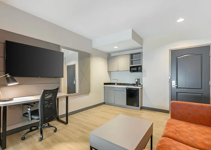 Holiday Inn Express Hotel & Suites Clemson - University Area By Ihg