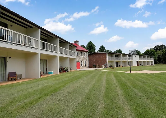 Hometown Inn Staunton Va Near Hwy 11