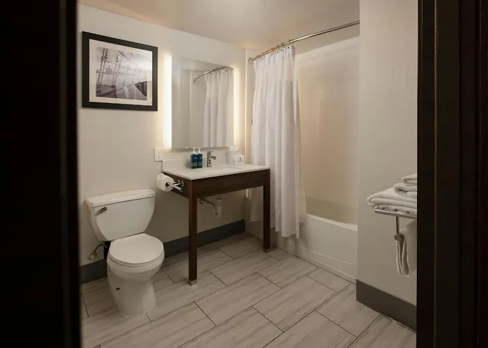 Four Points By Sheraton Detroit Novi