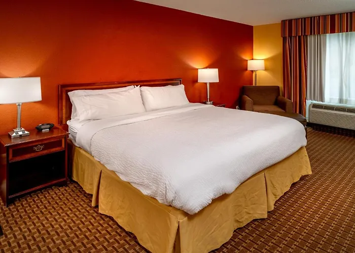 Holiday Inn Express And Suites Hazard By Ihg