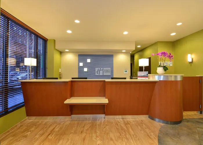 Holiday Inn Express Manhattan Midtown West By Ihg New York