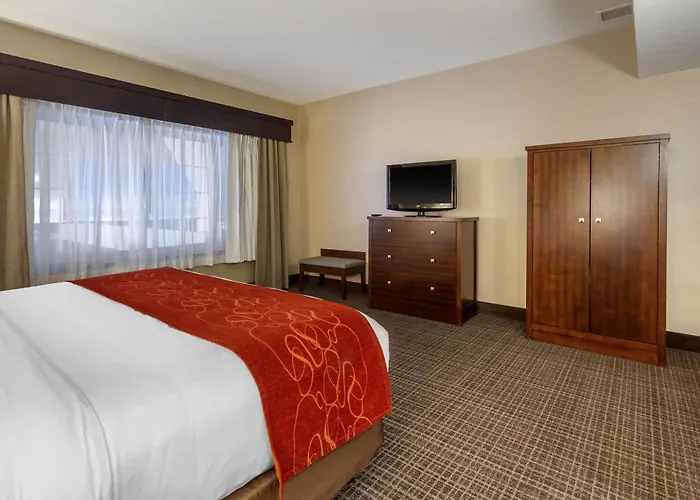 Comfort Suites Green Bay West