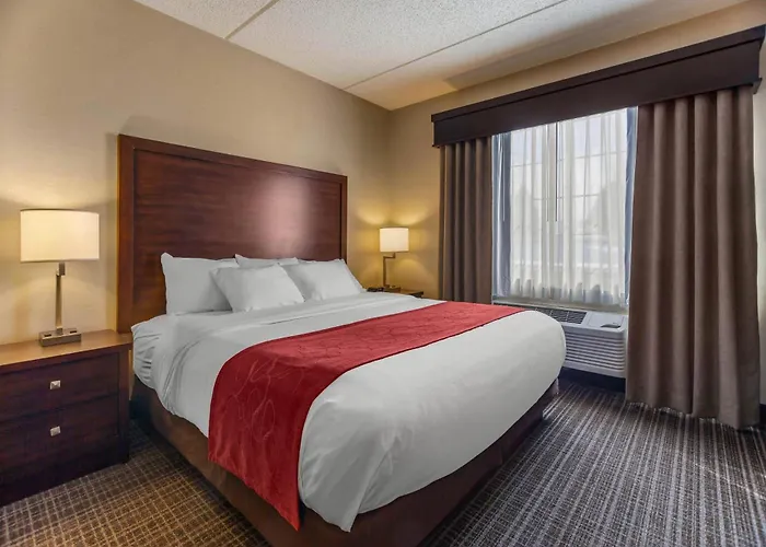 Comfort Suites Green Bay West